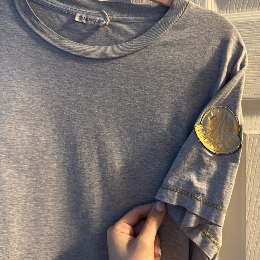 Moncler Piqué Logo-Patch Polo Shirt in Grey